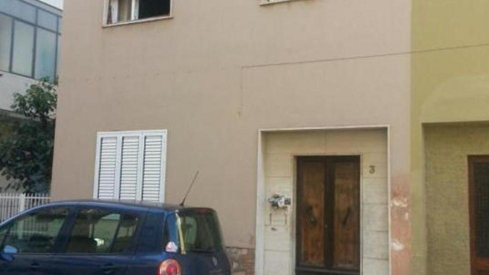 Sessantenne trovato morto in casa