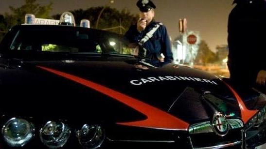 Aggredito e picchiato nella sua casa