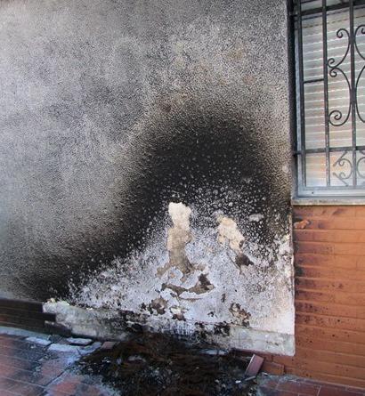 Fuoco, vetri rotti e giardini distrutti 