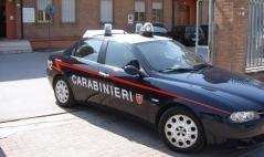 In auto con le armi e senza assicurazione 