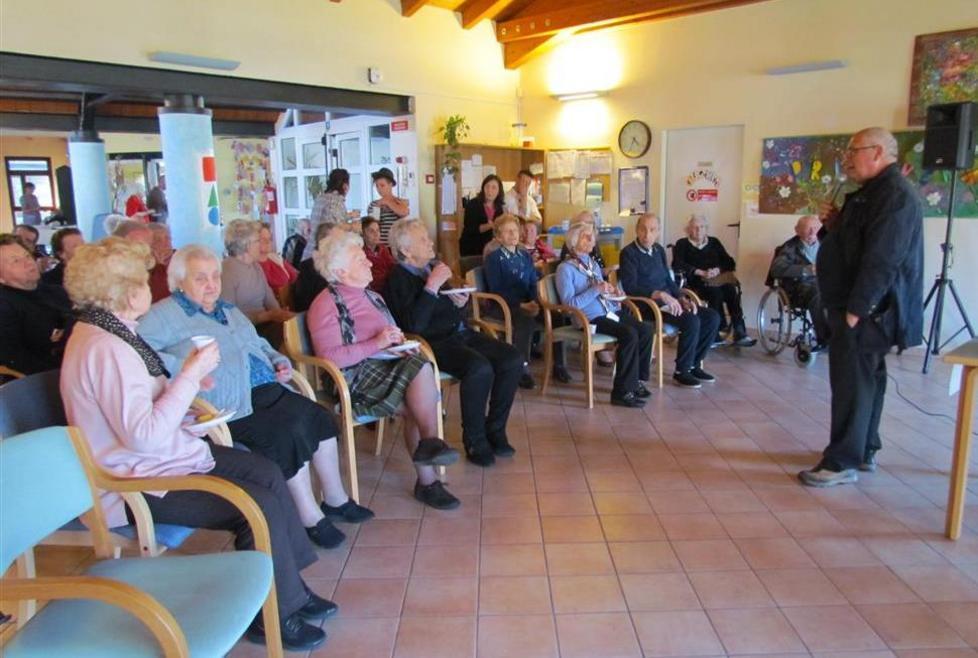 Storie in dialetto per gli anziani 