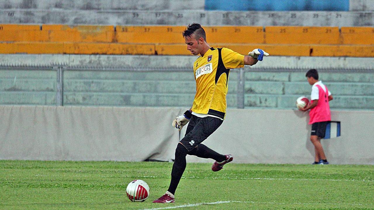 L'ex portiere del Pontedera Daniel Leone in allenamento