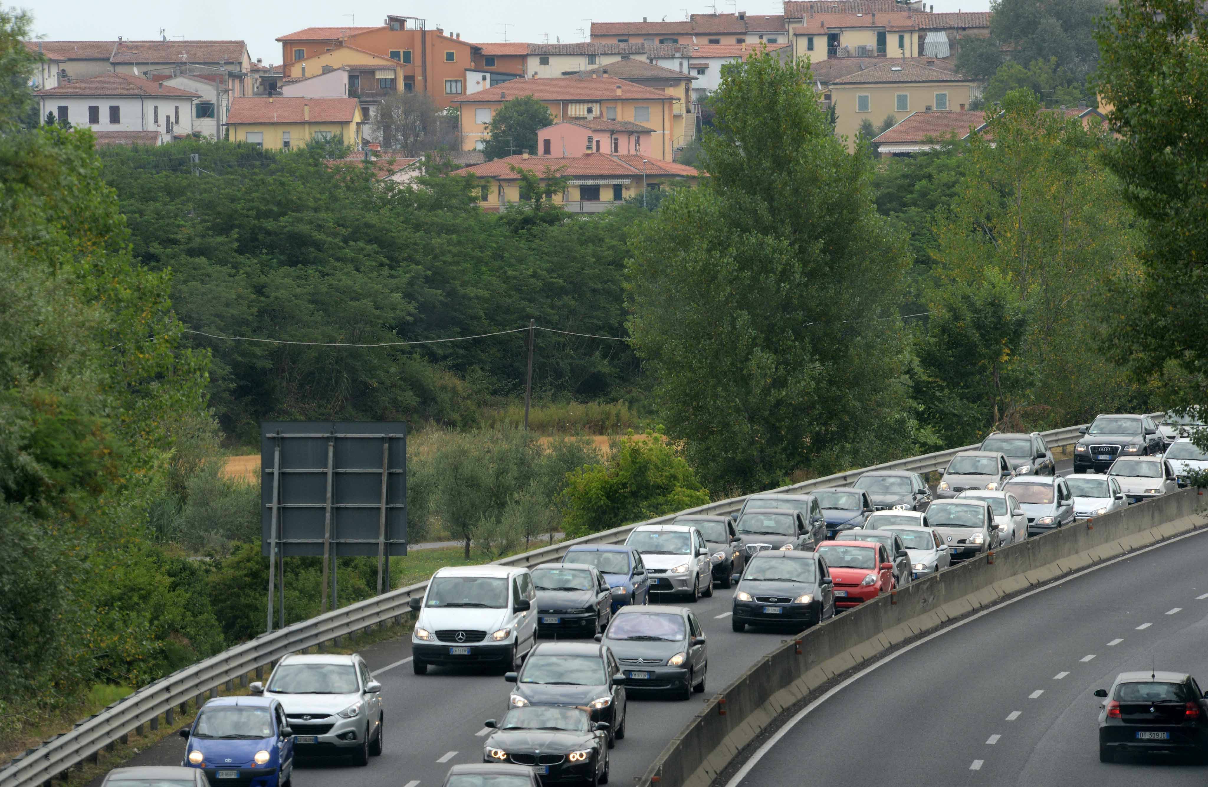Traffico intenso per andare verso il mare