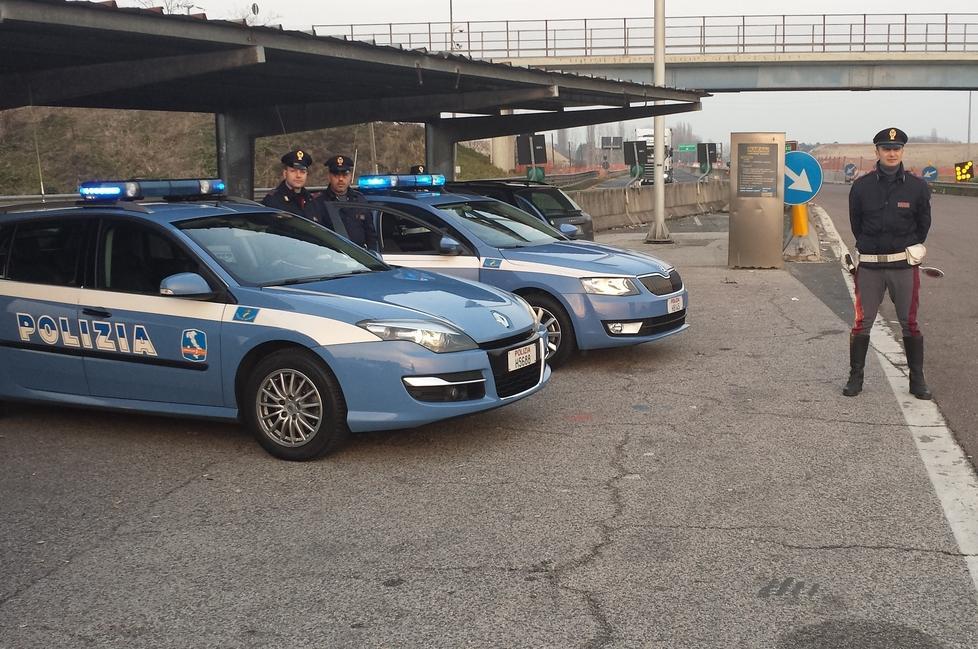 Mossa a tenaglia in A13 per bloccare i ladri 