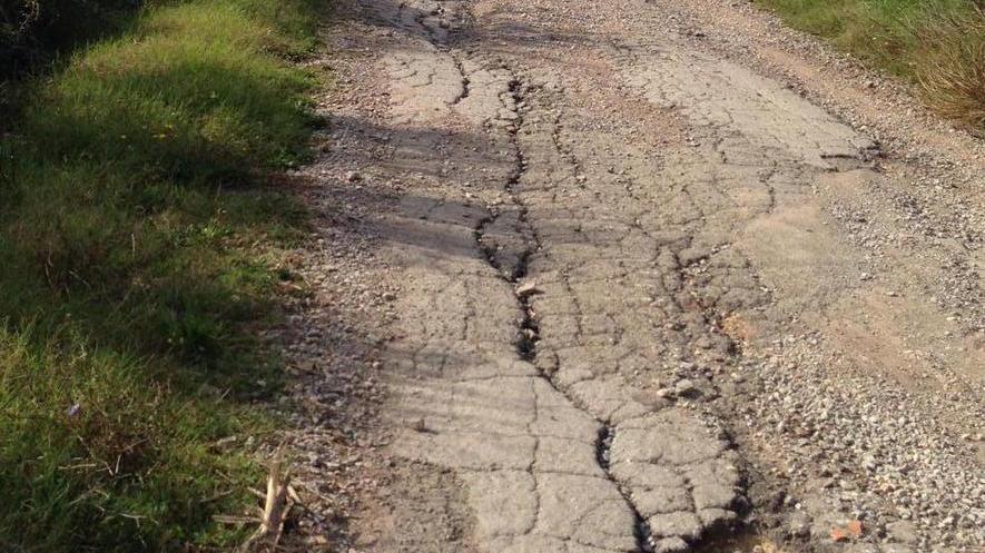 Consorzio strade vicinali Esposto alla Provincia