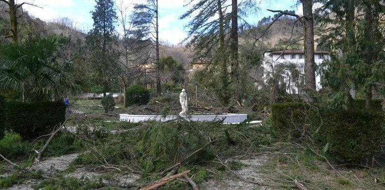Torna fruibile il giardino pubblico 