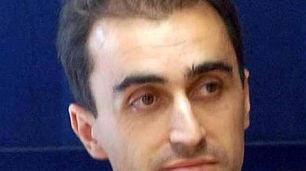 Carrara, cartelli di pericolo e controlli in via Argine Destro