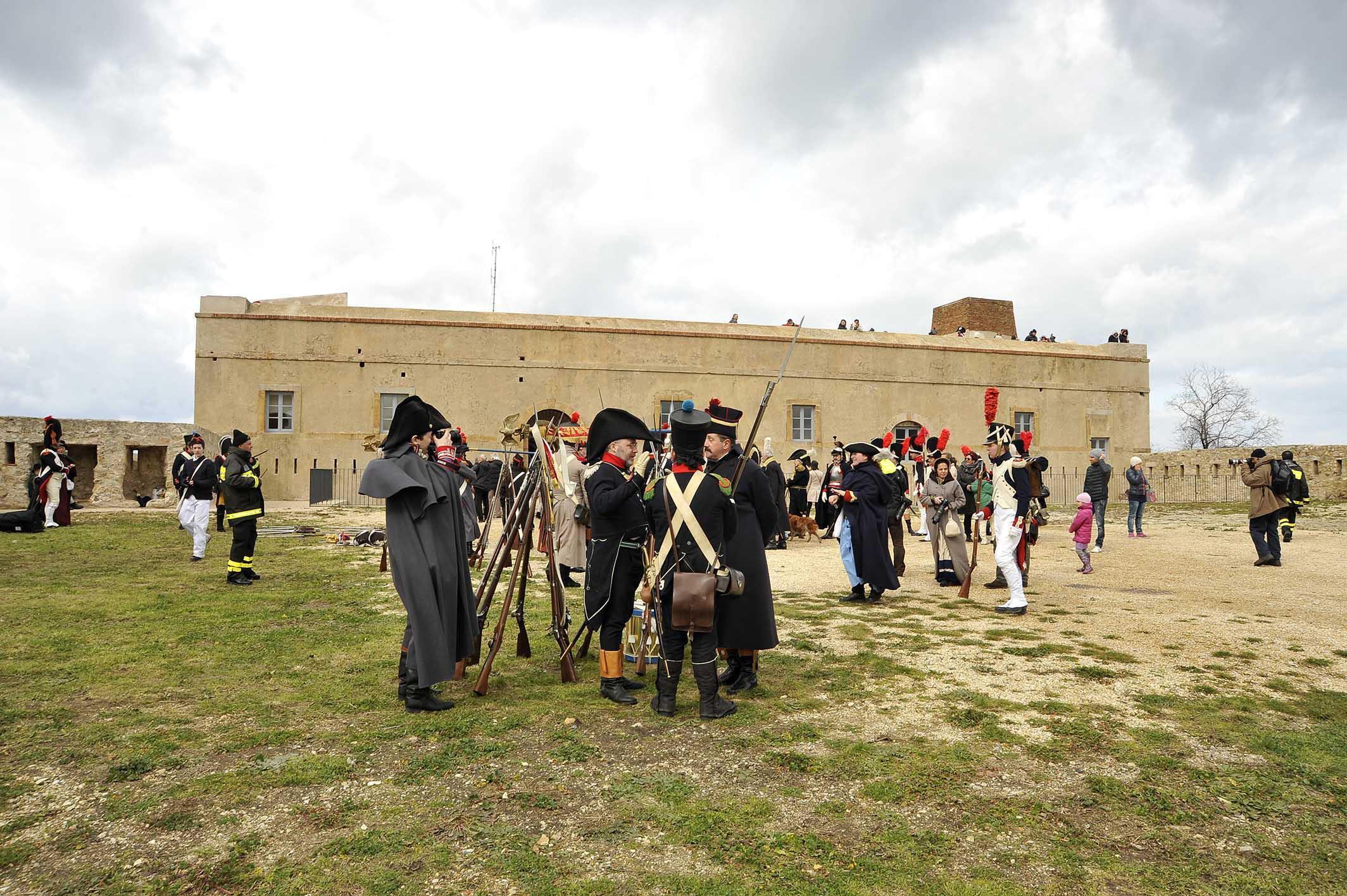 Il Forte Inglese durante la rievocazione del Bicentenario (foto di Gio' Di Stefano)