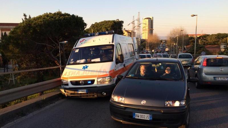 L'ambulanza dell'Svs di Collesalvetti