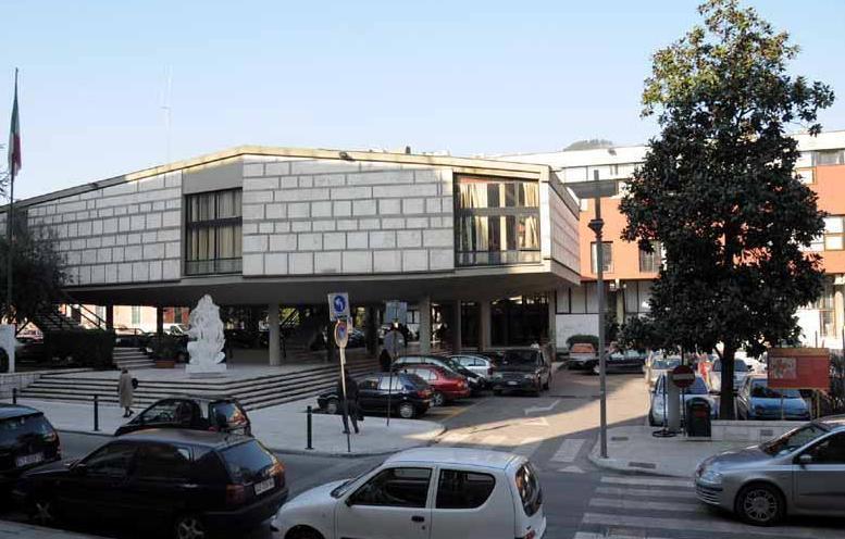 Crisi, in 5.000 chiedono aiuto 