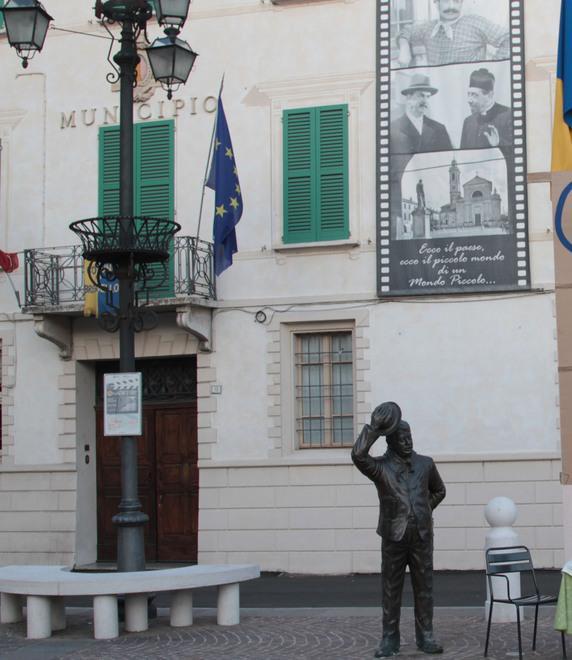 Manifestazione rinviata a domenica 26