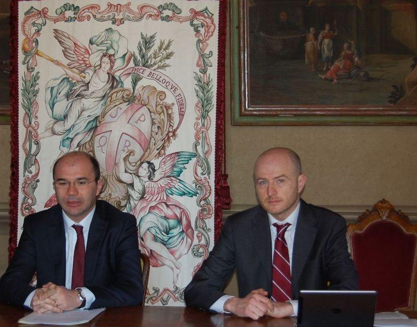 I tagli? Al personale e alle partecipate 