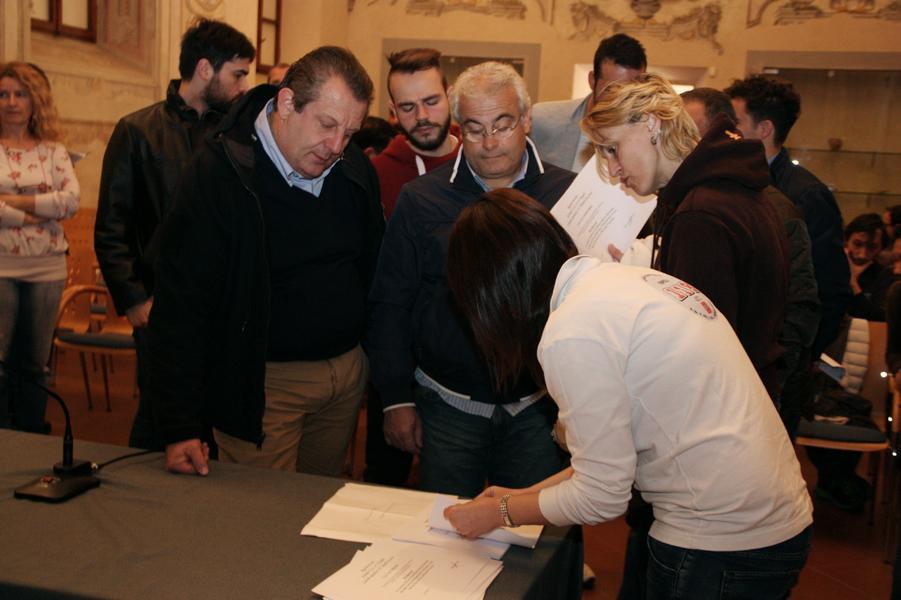 Un momento della cerimonia di consegna dei diplomi