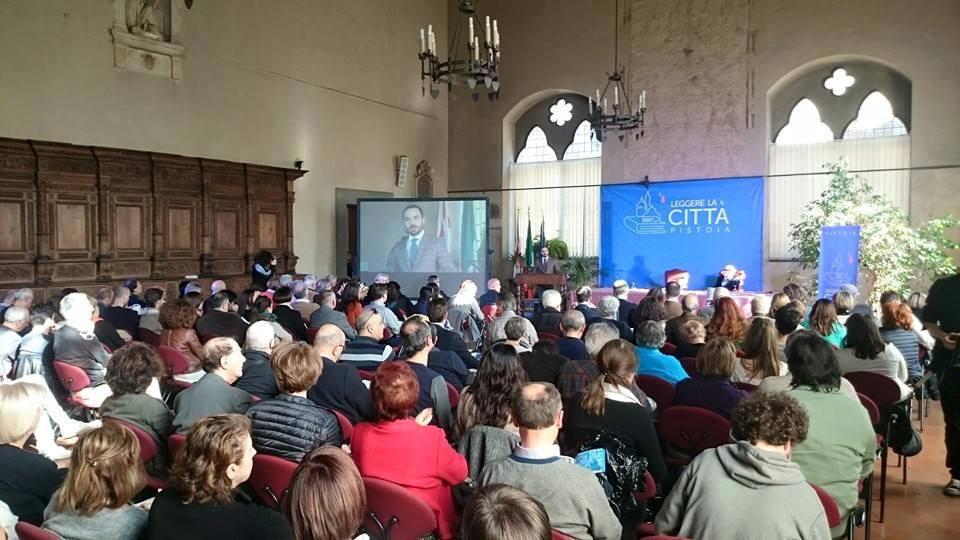 Il pubblico in Sala Maggiore durante l'inaugurazione di Leggere la città