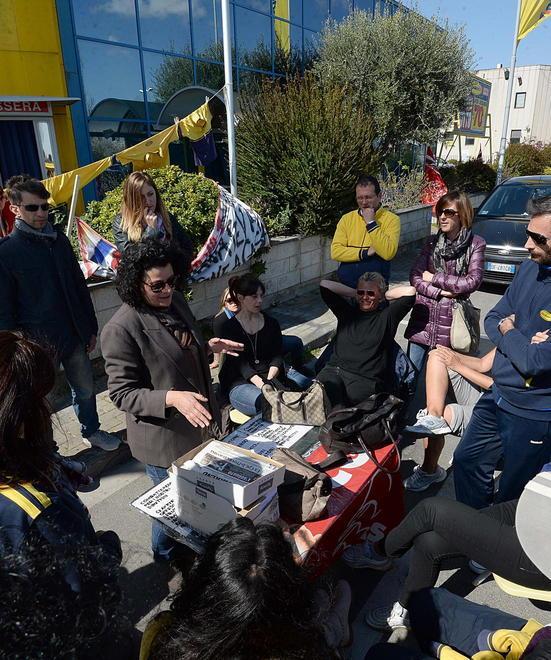Il Mercatone Uno riapre da domani dopo lo sciopero 