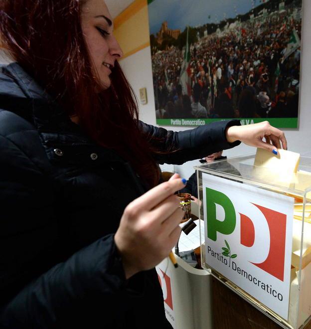 In pochi alla direzione e sulle candidature si apre la guerra nel Pd 