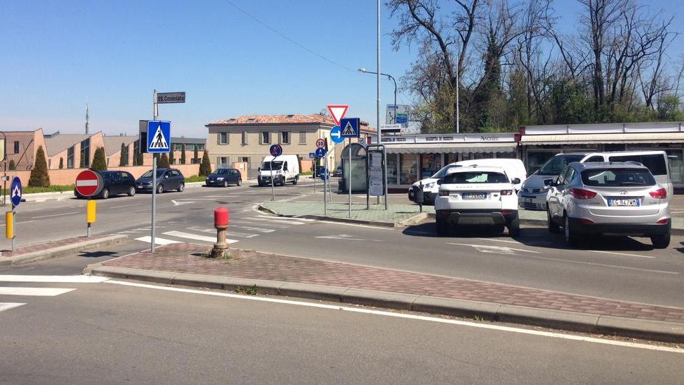 Raid dei vandali a Pontenuovo: auto danneggiate