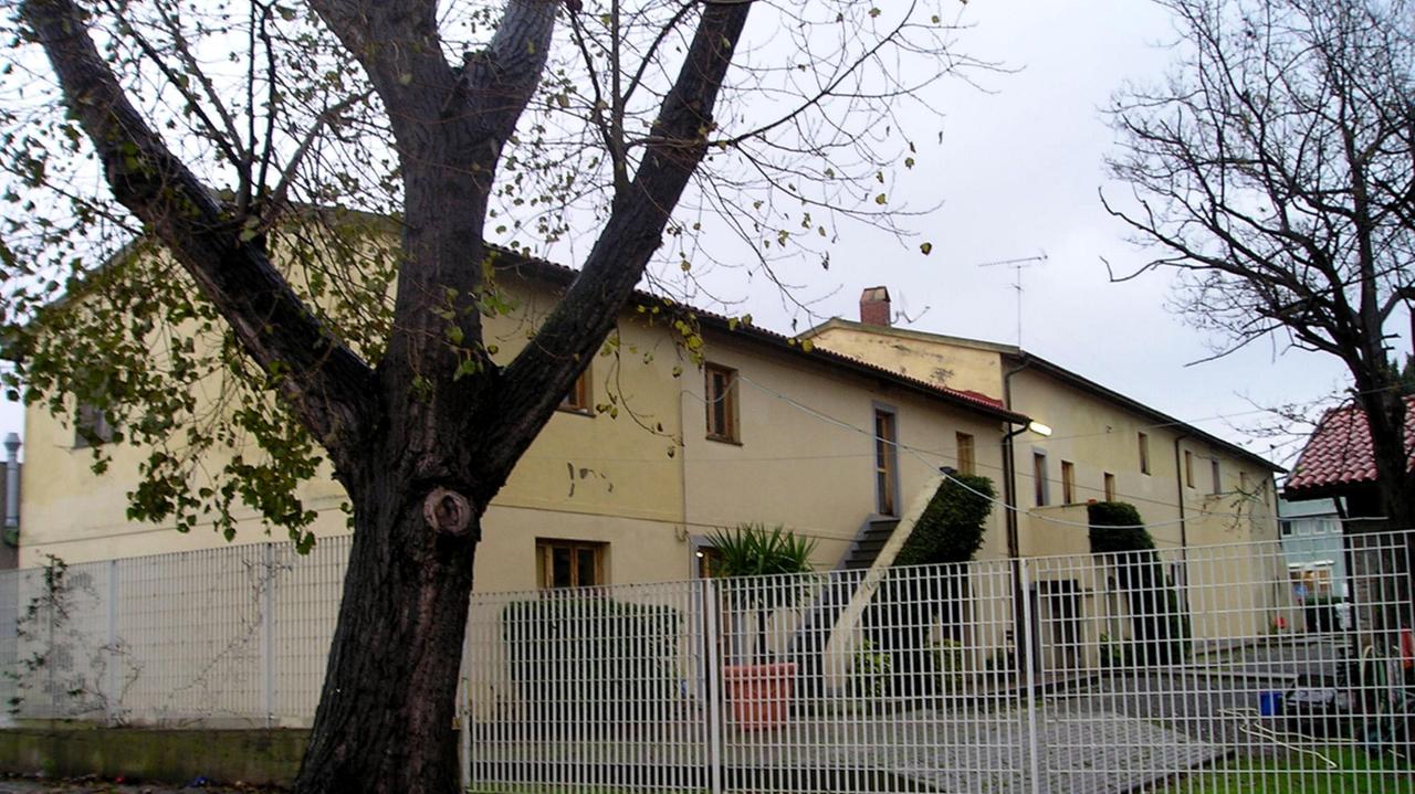 L'esterno del centro di recupero I Salci, alle Morelline di Rosignano
