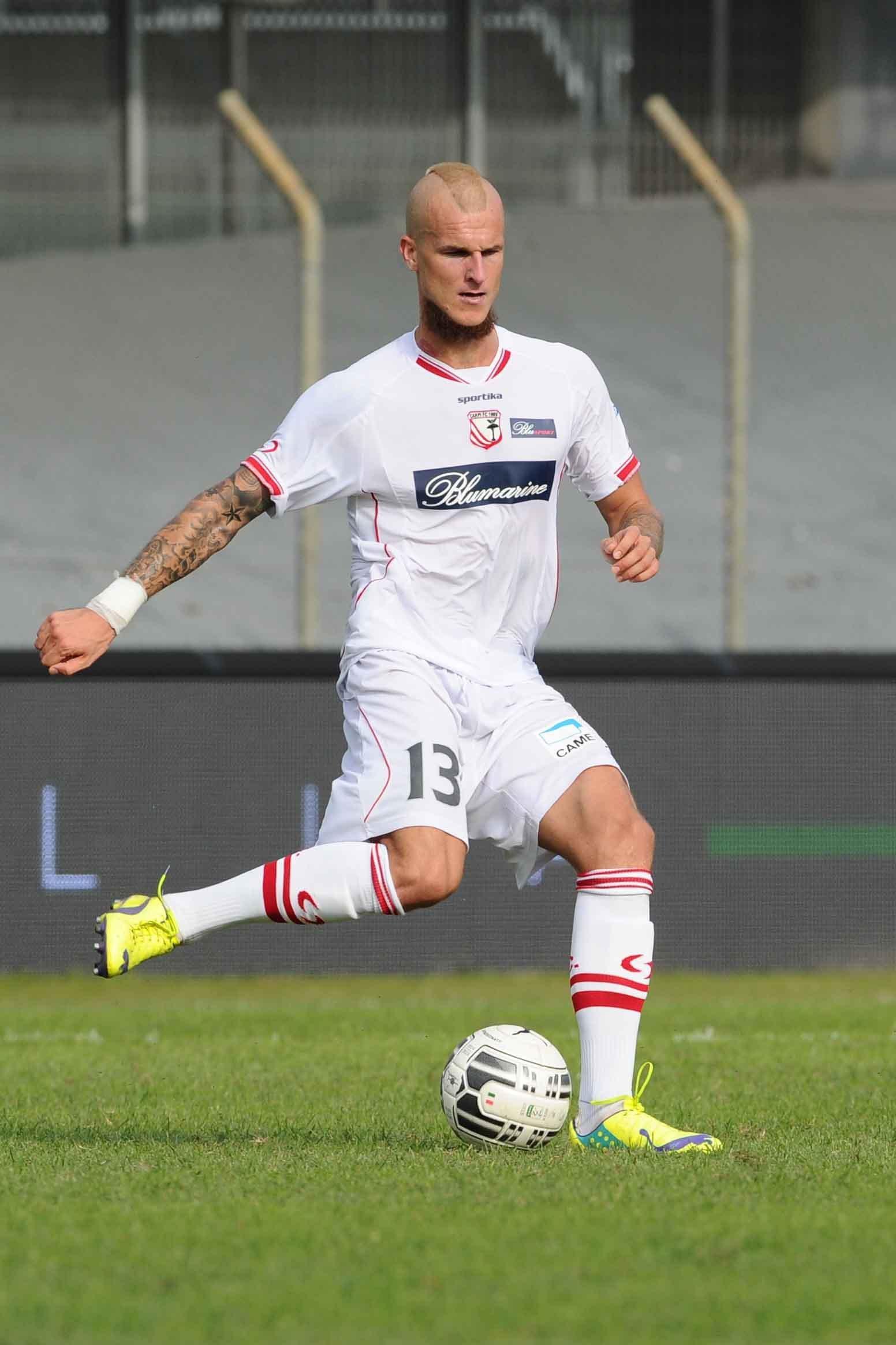 Struna, difensore Carpi
