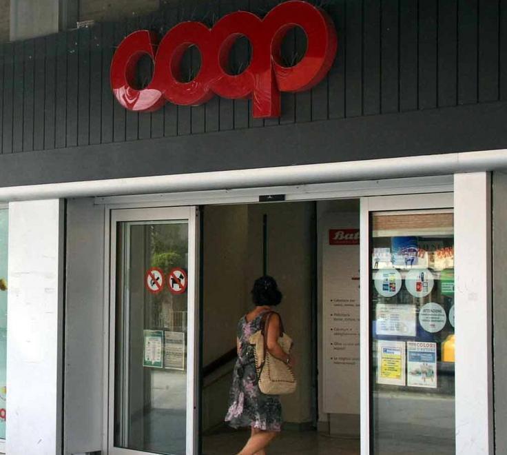 Tracce di topo nella carne Assolta l’Unicoop di Massa 