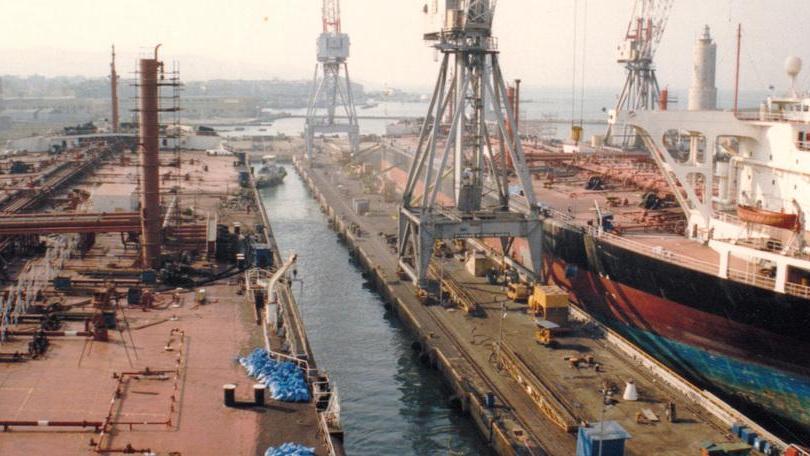 Le grandi navi restano fuori dai bacini