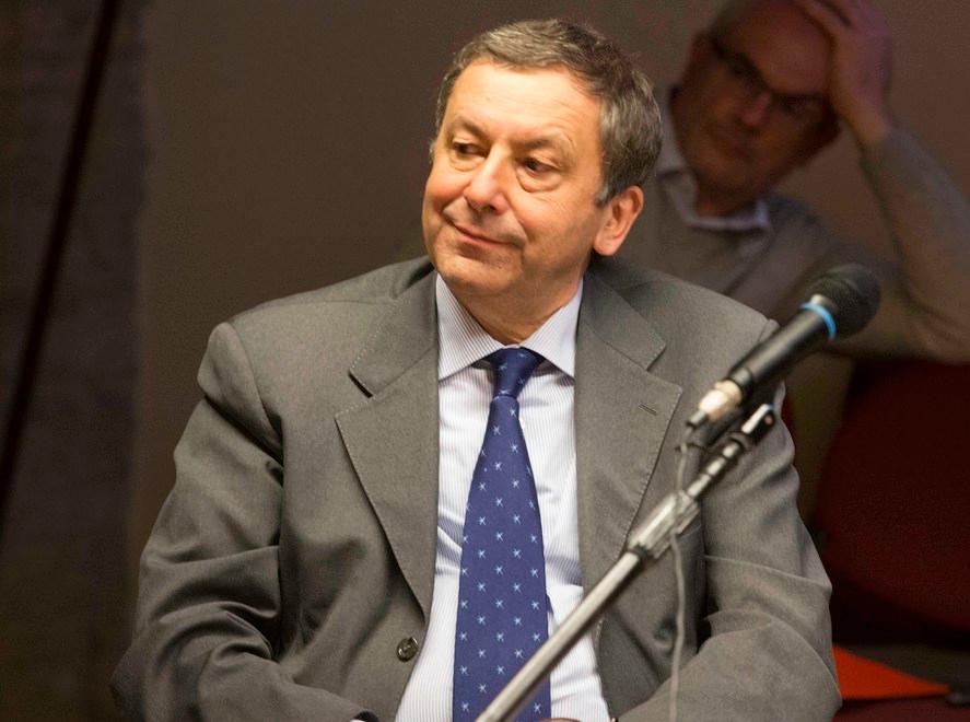 Profumo: azioni per riavere i nostri soldi 