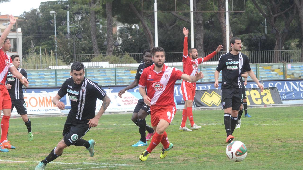Beffa in pieno recupero, l'Ascoli pareggia in 10
