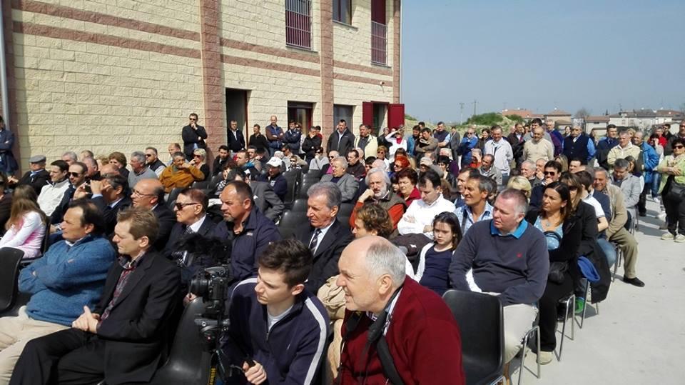 Gli allevatori e agricoltori all'inaugurazione dell'azienda Arca di San Biagio