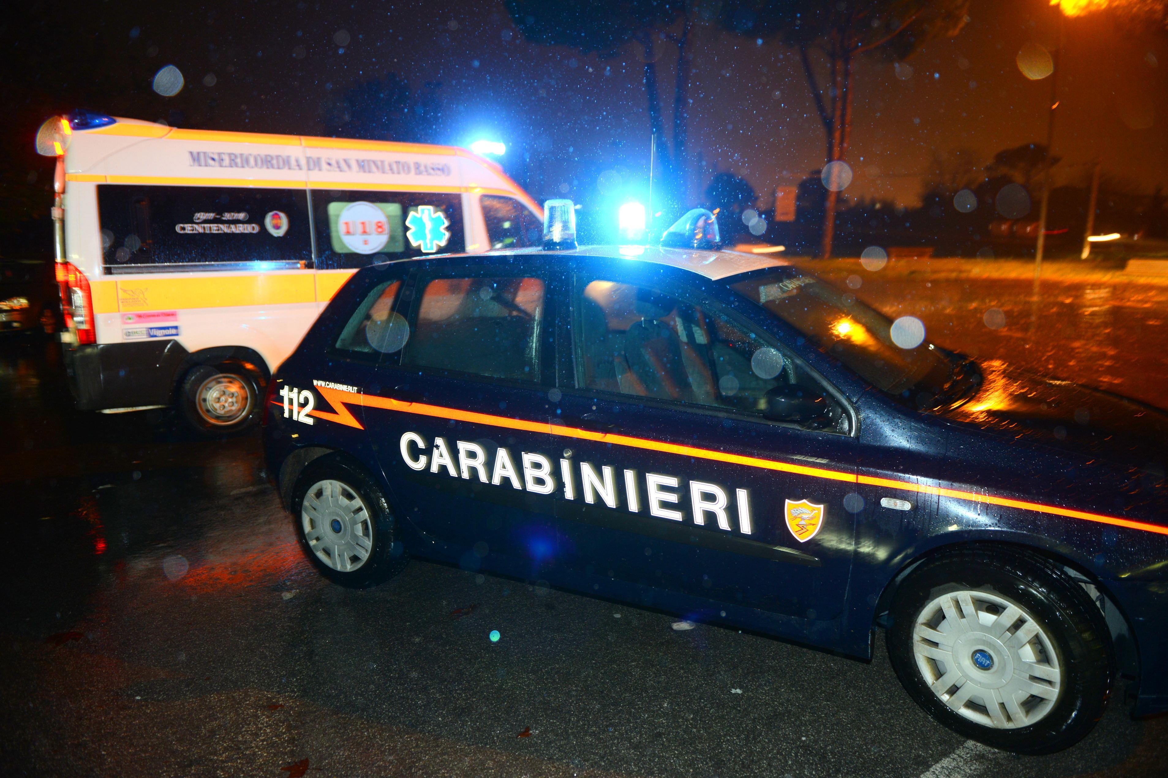 Sul posto carabinieri e ambulanza (foto d'archivio)
