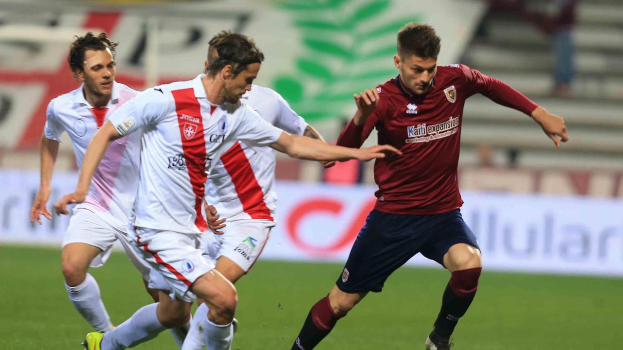 La Reggiana deve battere la Carrarese per centrare i play off