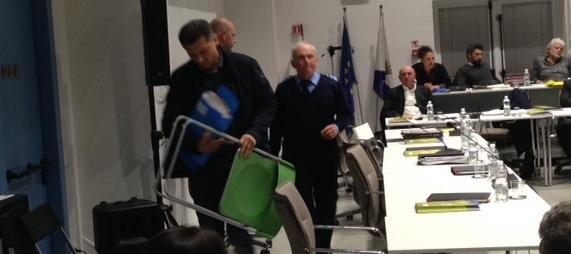Casa protetta, bagarre e salvezza 