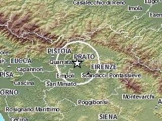Un boato e una lieve scossa svegliano i pratesi nella notte