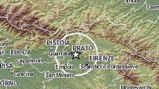Un boato e una lieve scossa svegliano i pratesi nella notte