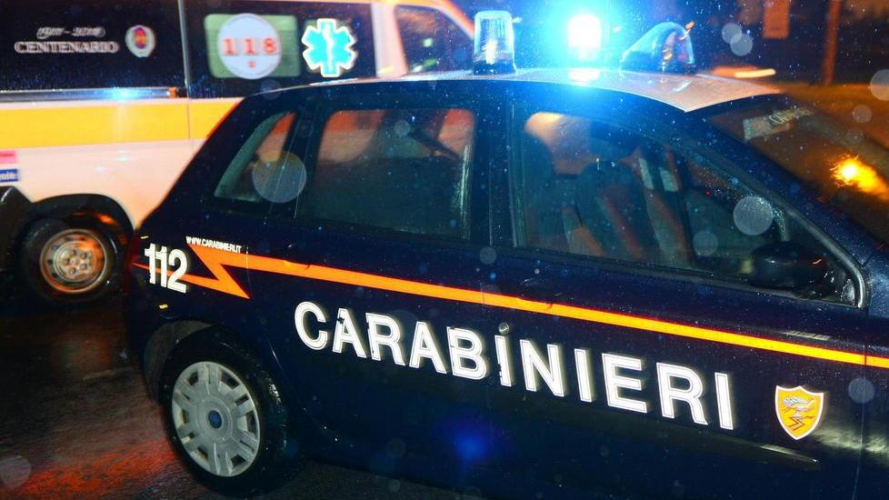Bimbo cade da un muro di 5 metri, gravissimo