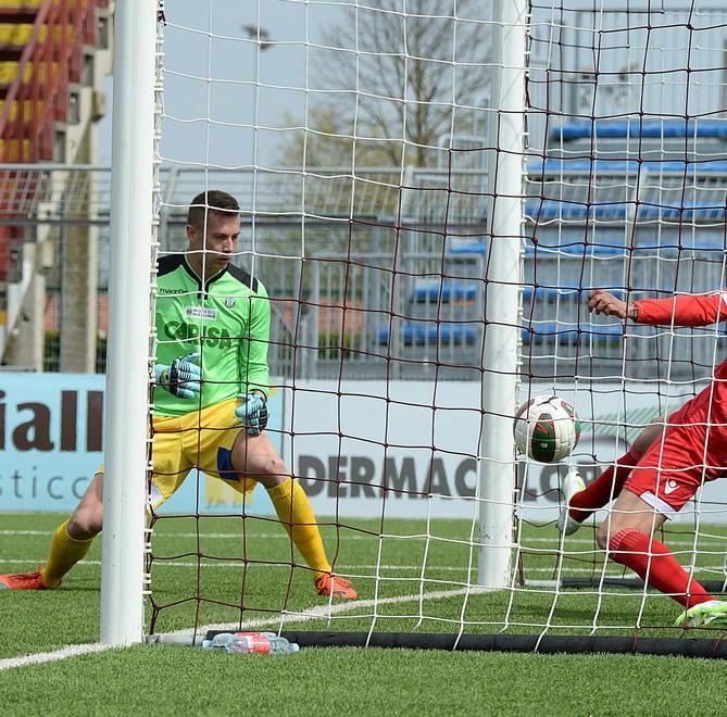 Il Tuttocuoio può brindare dopo il bel 3-0 al Savona 