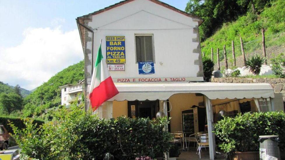Cede l’attività il fornaio della Colombina