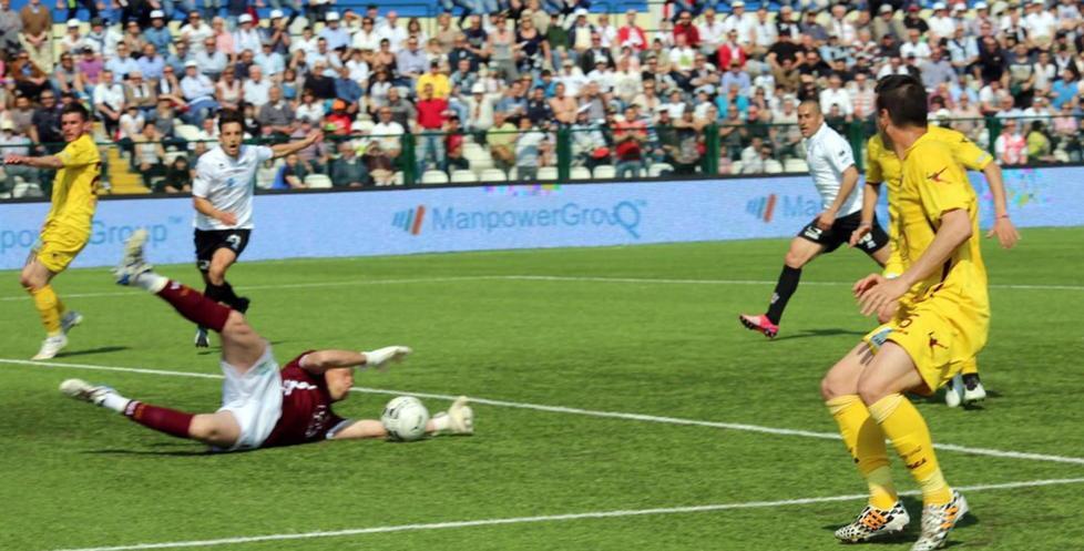 Livorno, riso amaro a Vercelli 