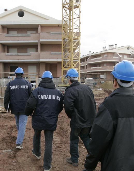 Rischio infiltrazione del clan dei Casalesi: fuori dalla white list 