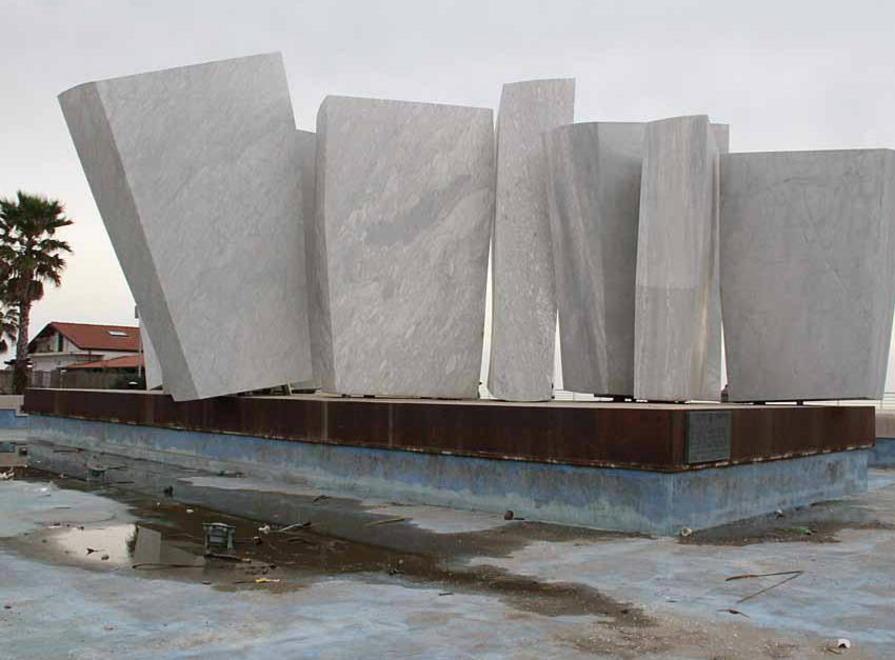 L’acqua ora costa troppo a secco le fontane-sculture 