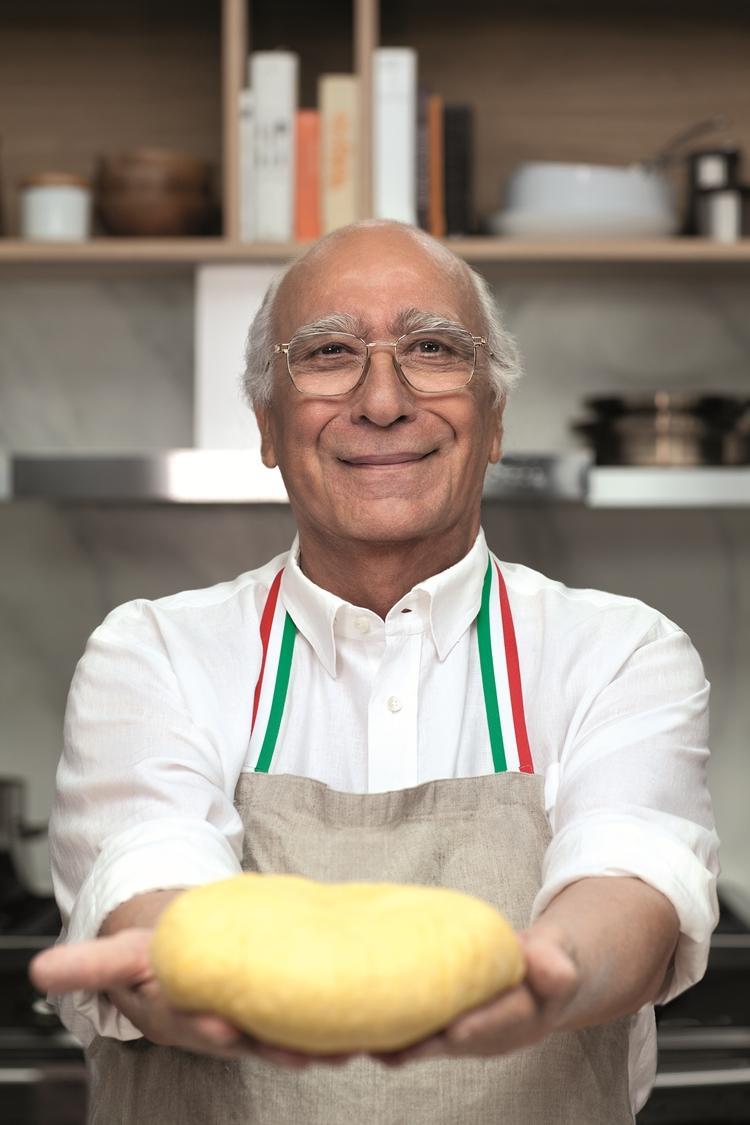 Buon appetito mondo, Giovanni Rana nelle scuole reggiane