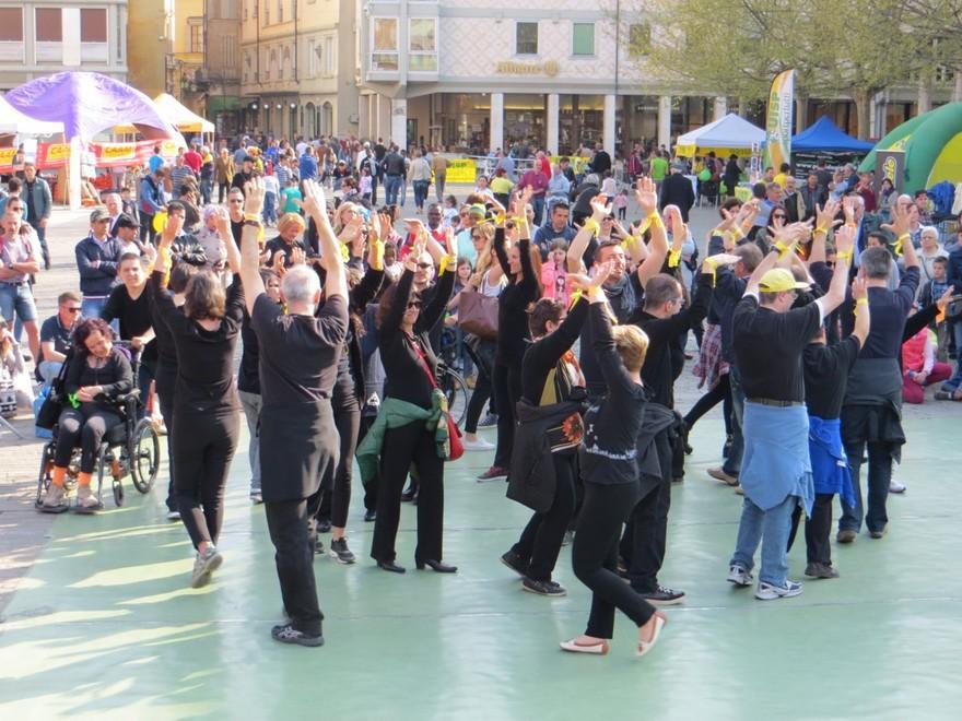"Ballare insieme", il flash mob a sostegno delle disabilità