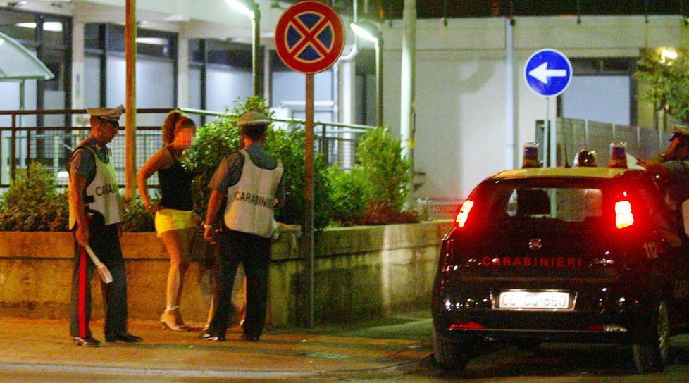 Prostitute sempre più giovani sui viali 