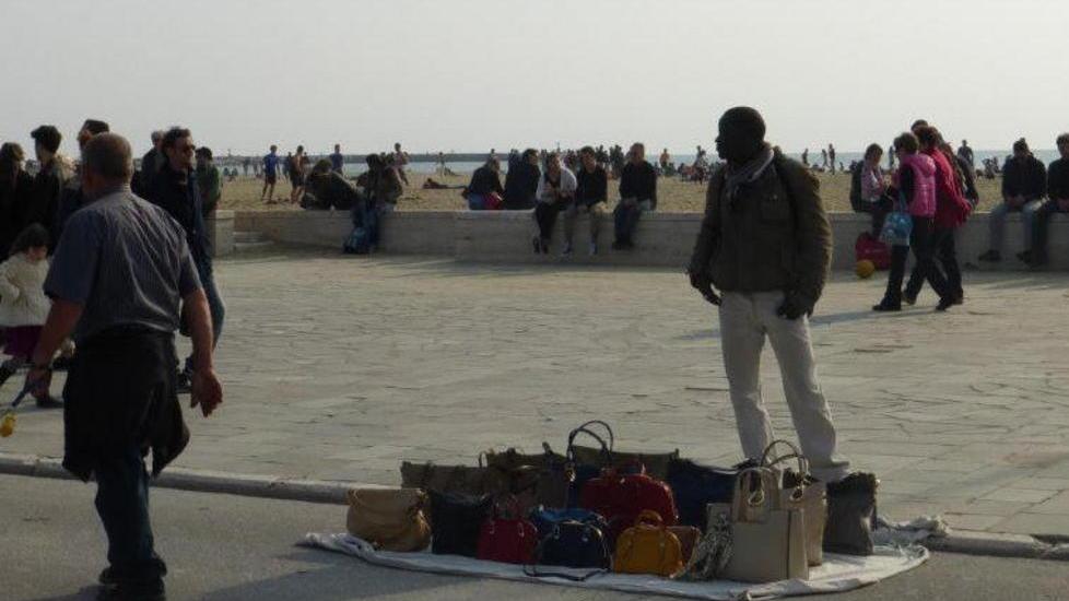 Confesercenti a Romeo: via gli ambulanti