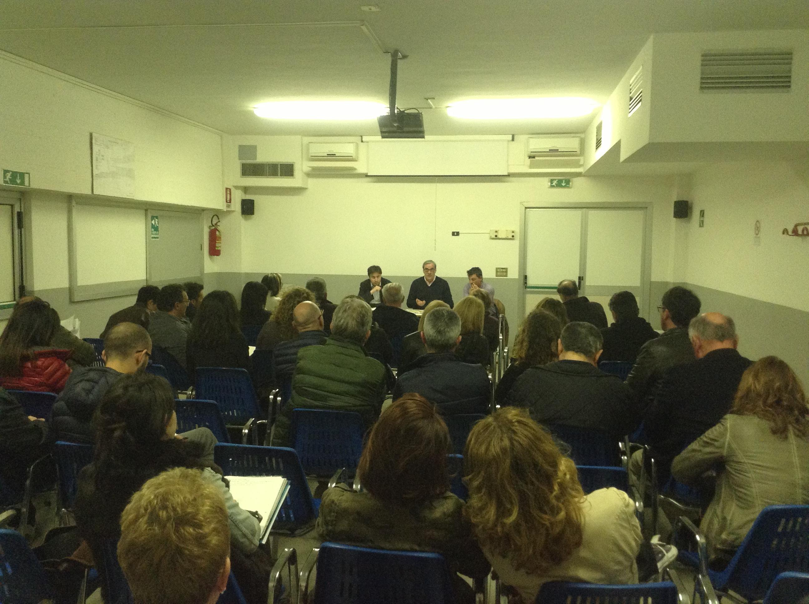 Un momento dell'incontro tra il sindaco e commercianti a San Miniato Basso