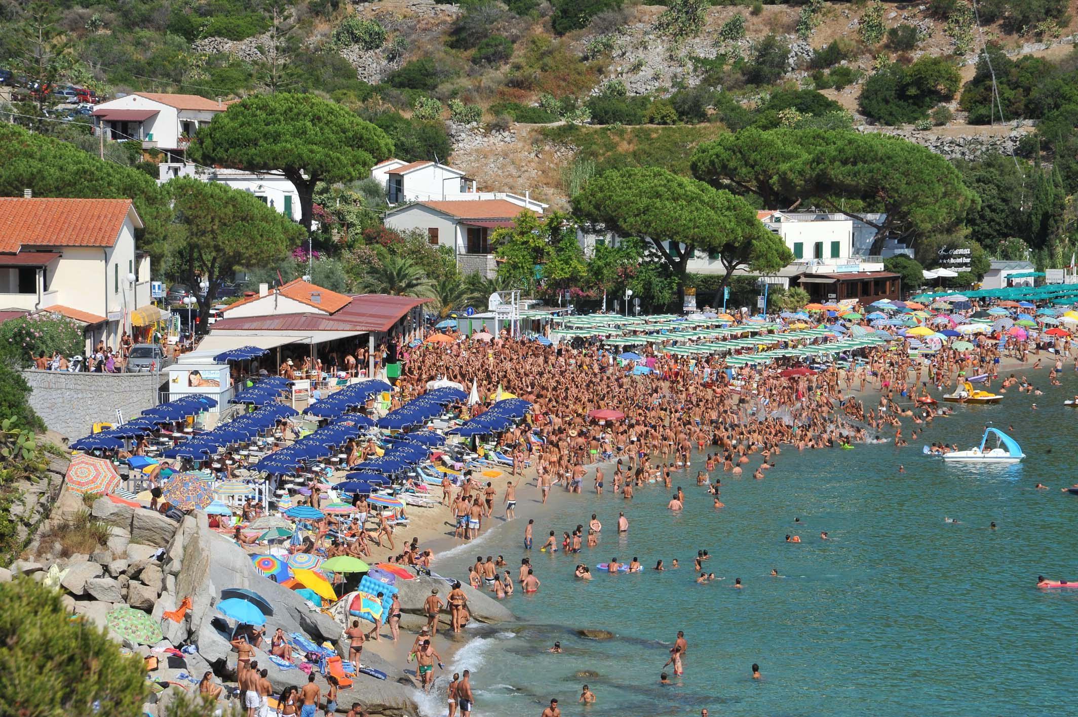 La spiaggia di Cavoli a Marina di Campo (foto di Gio' Di Stefano)