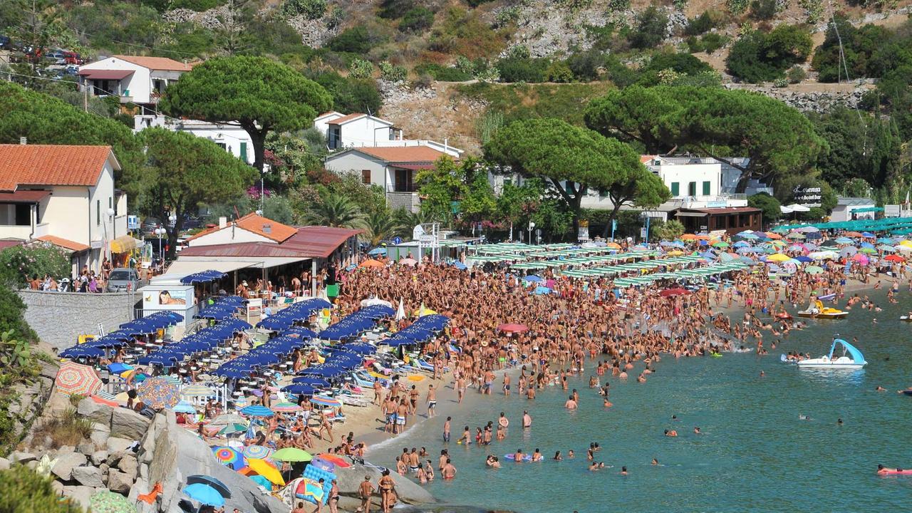 La spiaggia di Cavoli a Marina di Campo (foto di Gio' Di Stefano)