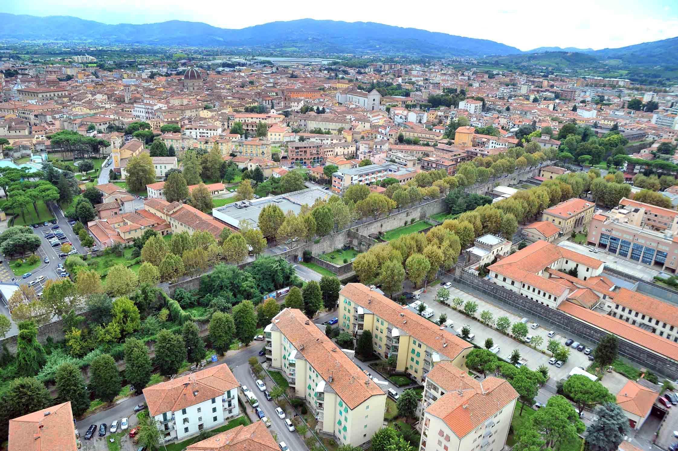 Calano i prezzi e ora tutti vogliono la casa in città