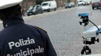 Vigili in azione con il targa system