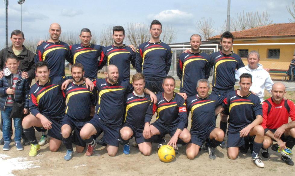 «Arbitro sbagli», e ritira la squadra 