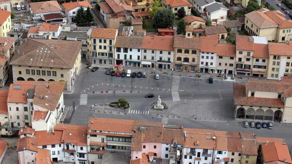 Aumentano i sensi unici e i parcheggi a pagamento